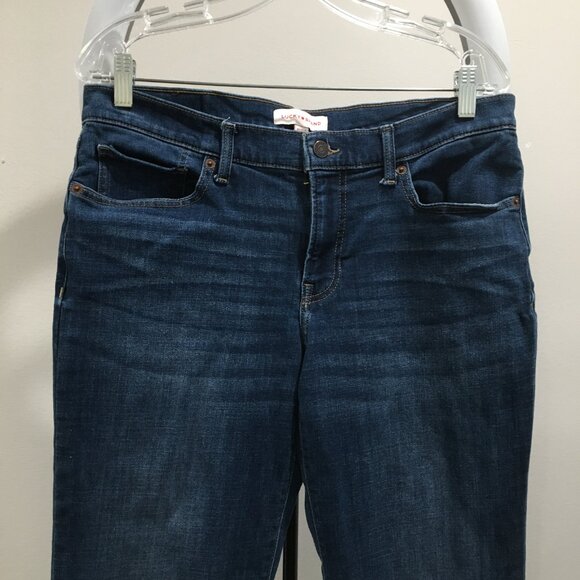 LUCKY BRAND Medium/Dark Wash Denim SWEET Logo Hardware Mid-Rise Straight Jeans - Picture 5 of 10